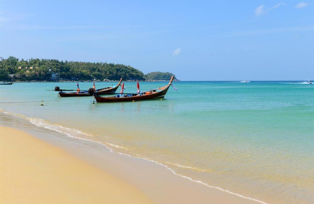 Oyo 1074 Fin Hostel Bãi biển Kata Ngoại thất bức ảnh