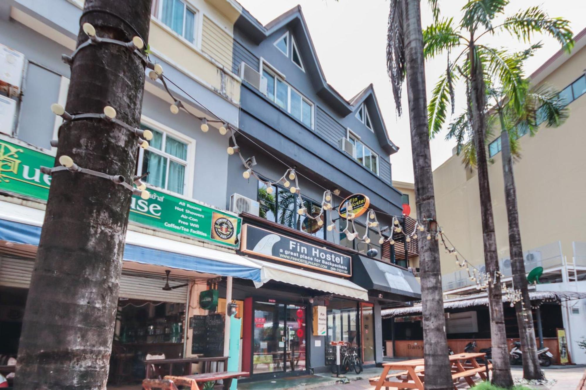 Oyo 1074 Fin Hostel Bãi biển Kata Ngoại thất bức ảnh