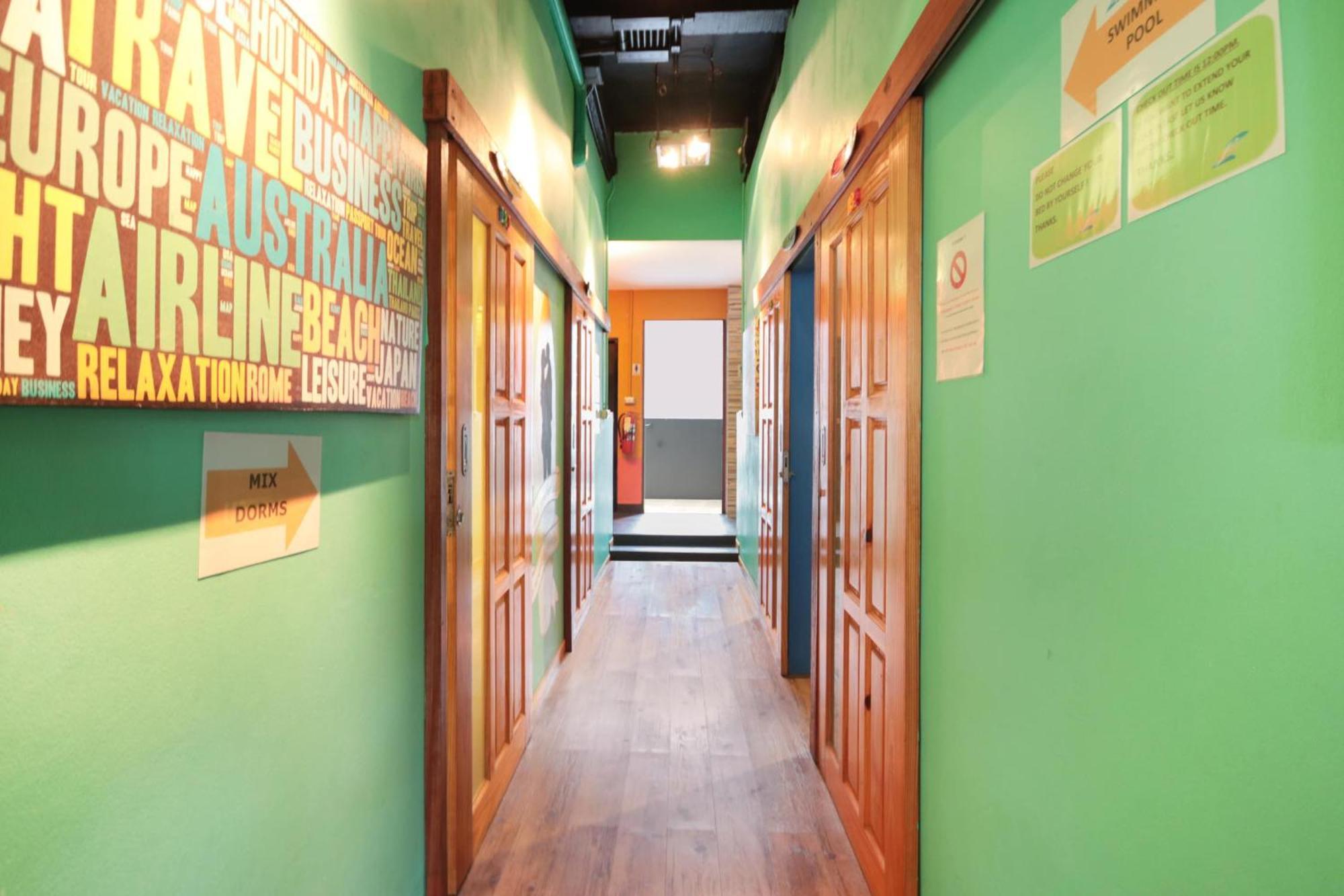 Oyo 1074 Fin Hostel Bãi biển Kata Ngoại thất bức ảnh