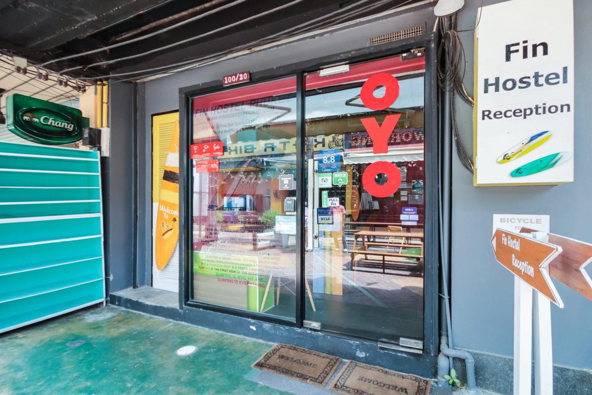Oyo 1074 Fin Hostel Bãi biển Kata Ngoại thất bức ảnh