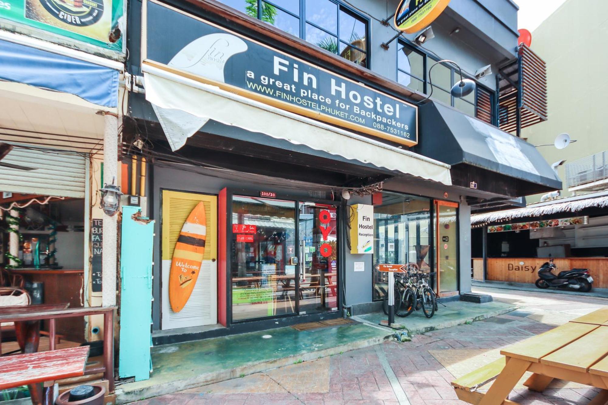 Oyo 1074 Fin Hostel Bãi biển Kata Ngoại thất bức ảnh
