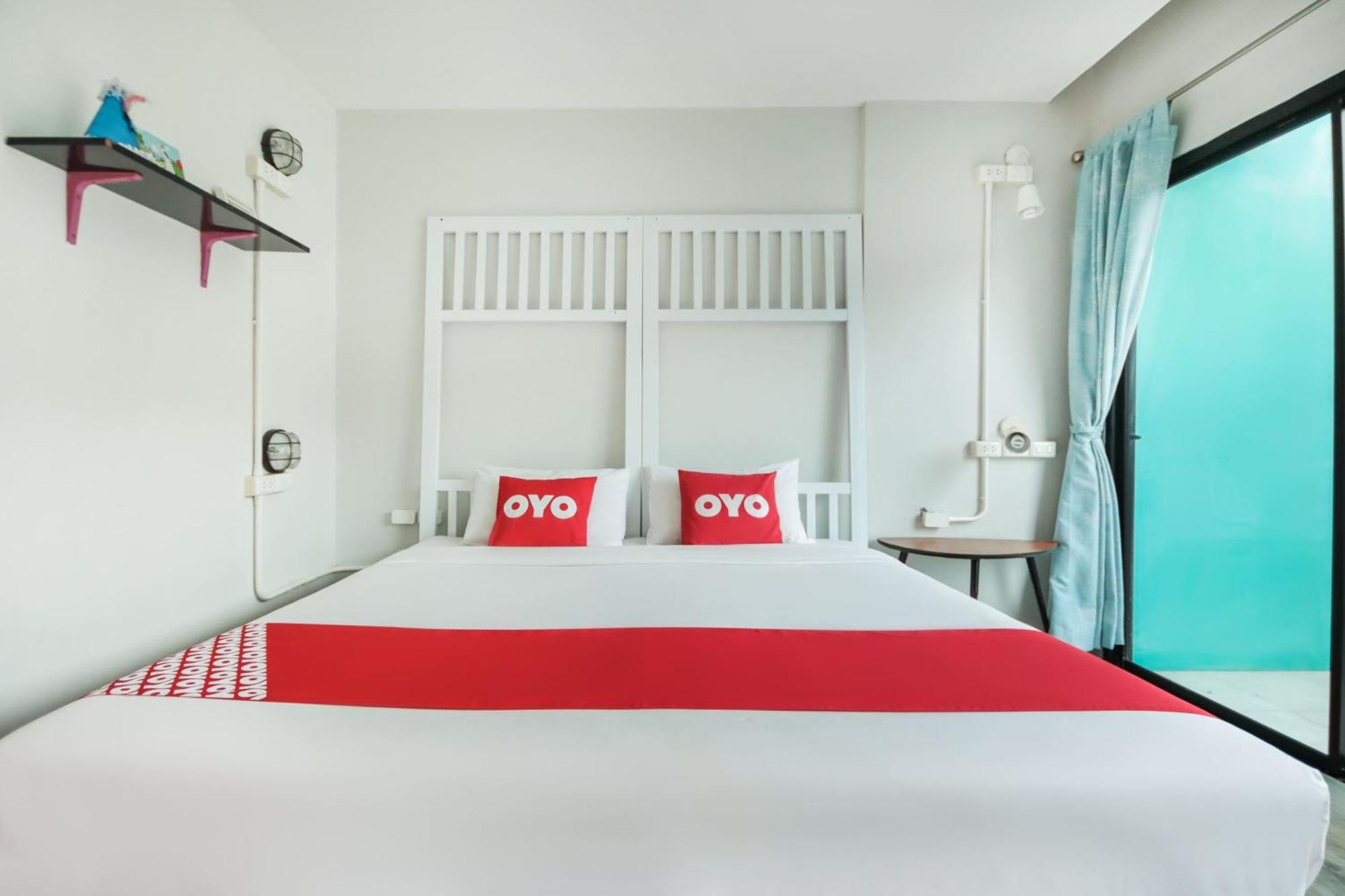 Oyo 1074 Fin Hostel Bãi biển Kata Ngoại thất bức ảnh